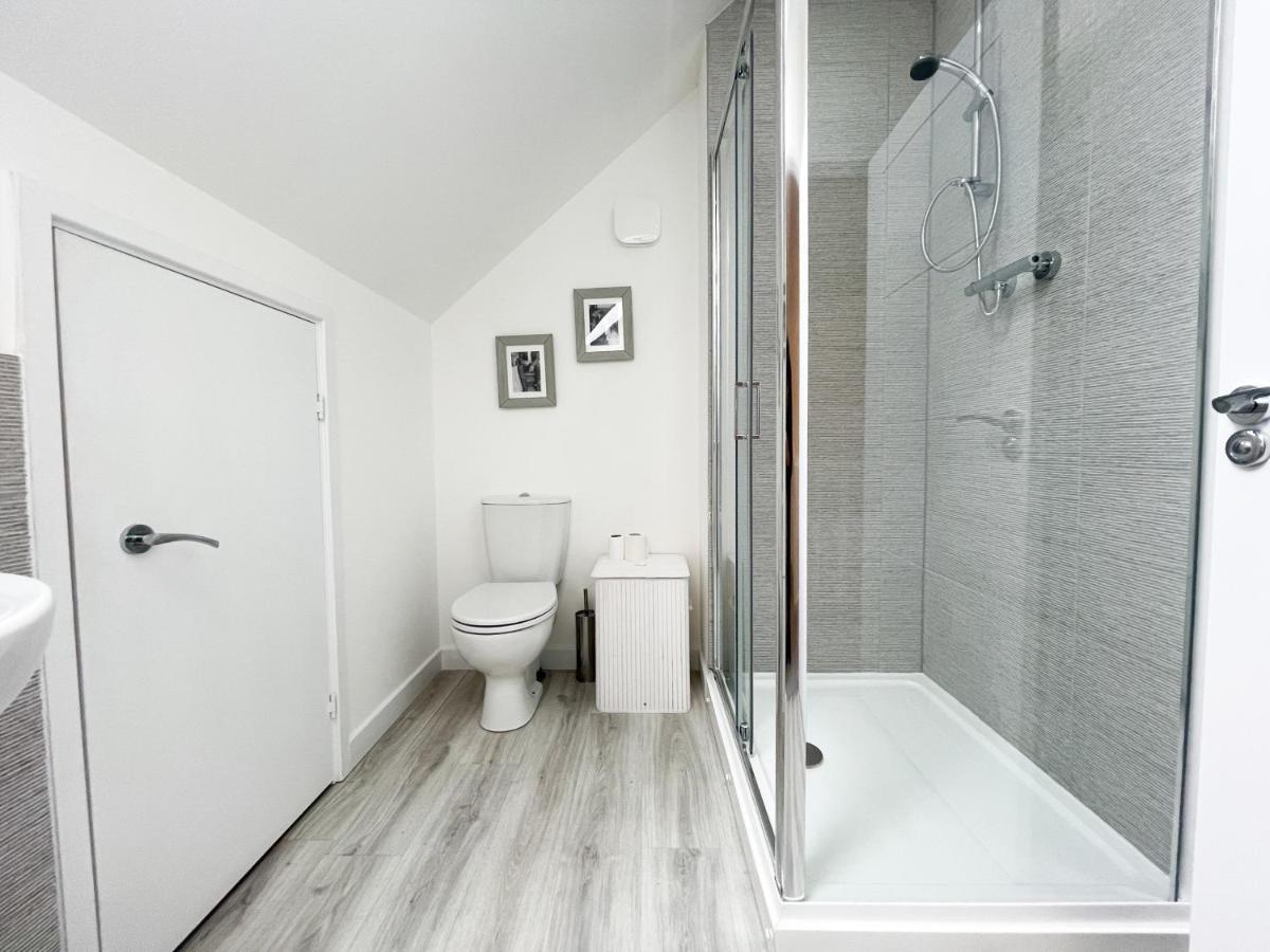 Newly Developed 3 Bedroom Home Glasgow Zewnętrze zdjęcie