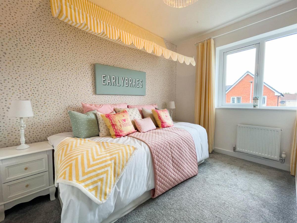 Newly Developed 3 Bedroom Home Glasgow Zewnętrze zdjęcie