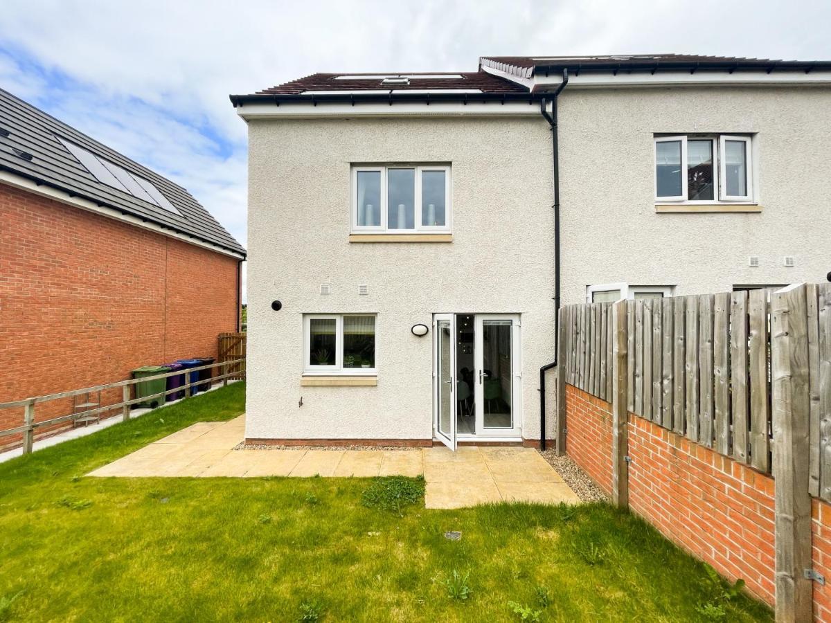 Newly Developed 3 Bedroom Home Glasgow Zewnętrze zdjęcie